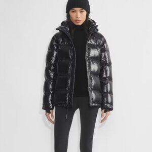 Aritzia TNA The Super Puff High Gloss in Black